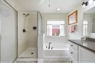 305 65th Avenue E, Bradenton, FL 34203 - Photo 22