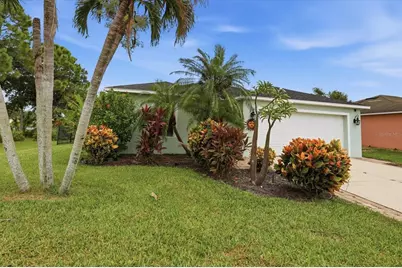 305 65th Avenue E, Bradenton, FL 34203 - Photo 6