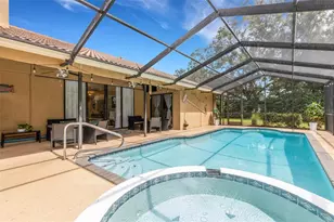 6104 Nicole Dr, Sarasota, FL 34243 - Photo 44