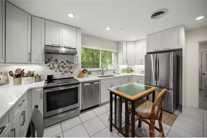 1820 Stanford Lane, Sarasota, FL 34231 - Photo 10