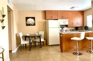 2050 Arlington St, Sarasota, FL 34239 - Photo 2