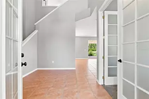 2386 Pecan Dr, North Port, FL 34289 - Photo 4