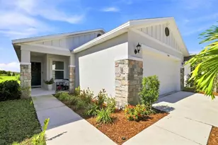 9540 Sandy Bluffs Circle, Parrish, FL 34219 - Photo 2