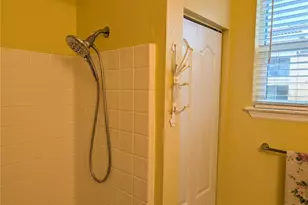 2731 Via Capri, Clearwater, FL 33764 - Photo 10