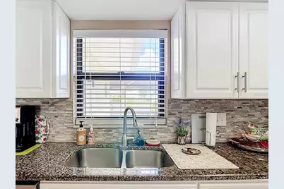 1759 Lake Place #1759B, Venice, FL 34293 - Photo 6