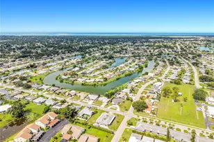 1759 Lake Pl, Venice, FL 34293 - Photo 46