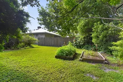 950 Woodsite Drive, Deland, FL 32720 - Photo 2