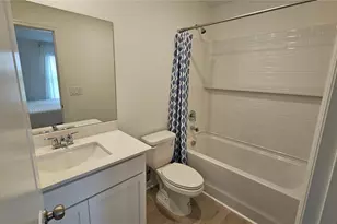 19904 Madera Cir, Venice, FL 34293 - Photo 8