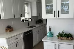 3808 Gulf of Mexico Dr, Longboat Key, FL 34228 - Photo 4
