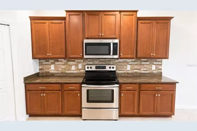 7915 Moonstone Drive #26-105, Sarasota, FL 34233 - Photo 8