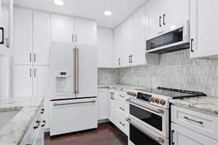 2520 Huntington Ave, Sarasota, FL 34232 - Photo 4
