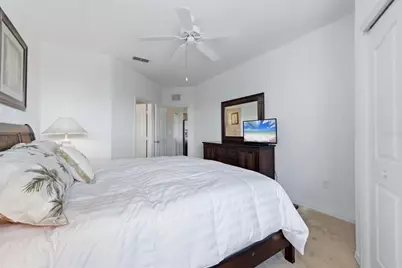 8325 38th Street Circle E #307, Sarasota, FL 34243 - Photo 18