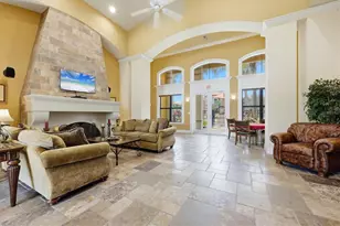 8325 38th St Cir E, Sarasota, FL 34243 - Photo 32