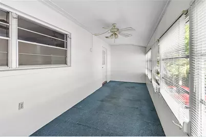 6050 21st Street N #20, Saint Petersburg, FL 33714 - Photo 16