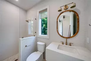 242 Lakeview Dr, Anna Maria, FL 34216 - Photo 46