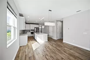 4745 Antrim Dr, Sarasota, FL 34240 - Photo 14