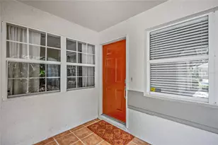 4481 Ascot Cir N, Sarasota, FL 34235 - Photo 2