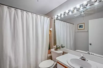 4481 Ascot Circle N, Sarasota, FL 34235 - Photo 10