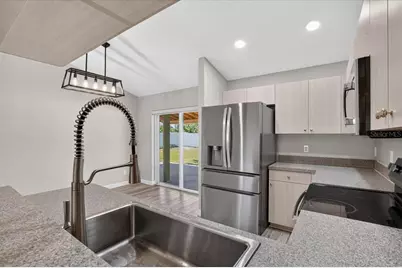 5815 33rd Drive E, Palmetto, FL 34221 - Photo 14