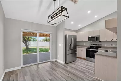 5815 33rd Drive E, Palmetto, FL 34221 - Photo 10