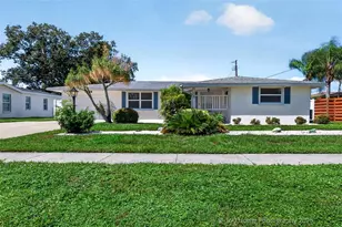 3141 Regatta Cir, Sarasota, FL 34231 - Photo 1