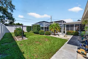 3141 Regatta Cir, Sarasota, FL 34231 - Photo 14