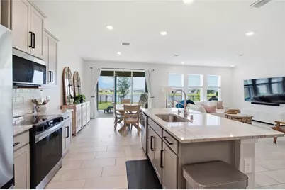 17656 Cantarina Cove, Bradenton, FL 34211 - Photo 10