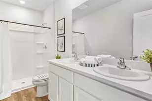 4097 Gold Dust Ln, Sarasota, FL 34243 - Photo 12