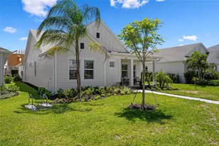 7646 Seaflower Pkwy, Bradenton, FL 34210 - Photo 1