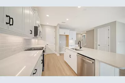8071 Anthirium Loop, Sarasota, FL 34240 - Photo 10