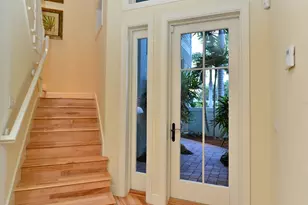 1080 Seagrove Ln, Sarasota, FL 34242 - Photo 4