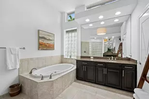 3578 Fair Oaks Way, Longboat Key, FL 34228 - Photo 32