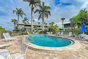 600 Manatee Ave, Holmes Beach, FL 34217 - Photo 32