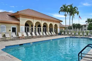 15441 Bellamar Cir, Fort Myers, FL 33908 - Photo 4