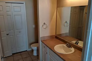 5570 Rosehill Rd, Sarasota, FL 34233 - Photo 6
