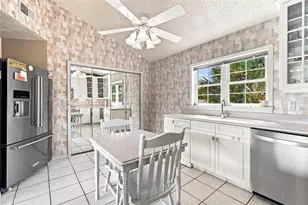5 Venetian Ct, Tarpon Springs, FL 34689 - Photo 22