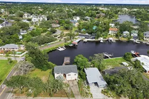 5 Venetian Ct, Tarpon Springs, FL 34689 - Photo 4