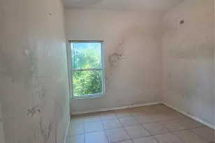 1222 17th St W, Bradenton, FL 34205 - Photo 20