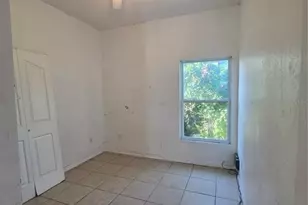1222 17th St W, Bradenton, FL 34205 - Photo 18