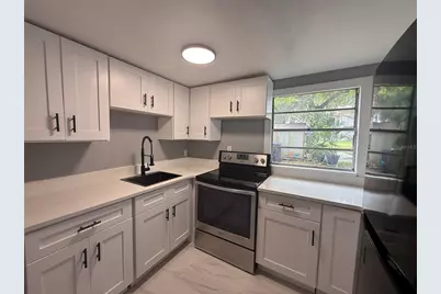 669 Avenue B NW #9, Winter Haven, FL 33881 - Photo 6