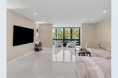 732 Bayport Way, Longboat Key, FL 34228 - Photo 2