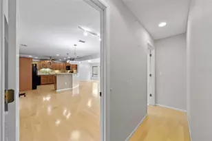 8006 Oak Dr, Palmetto, FL 34221 - Photo 18