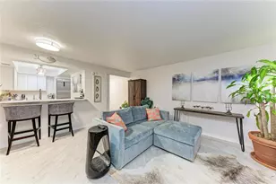 2121 Wood St, Sarasota, FL 34237 - Photo 6