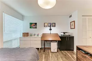 2121 Wood St, Sarasota, FL 34237 - Photo 20