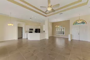 6721 Carlyle Ln, Sarasota, FL 34243 - Photo 20