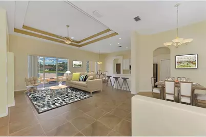 6721 Carlyle Lane, Sarasota, FL 34243 - Photo 10