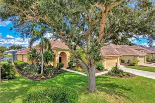 6721 Carlyle Ln, Sarasota, FL 34243 - Photo 1