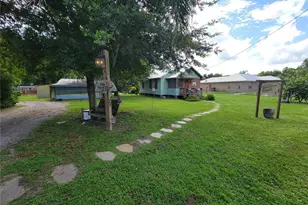 900 Bokhara Pl, Sarasota, FL 34232 - Photo 24