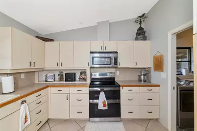 710 Myakka Rd, Sarasota, FL 34240 - Photo 12