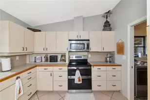 710 Myakka Rd, Sarasota, FL 34240 - Photo 12